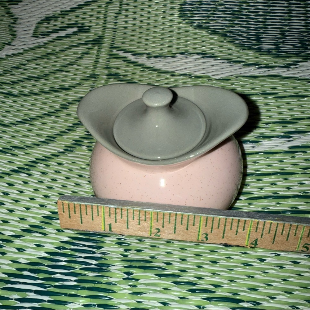 Harkerware Sugar Dish Shell Pink - Picture 9 of 9